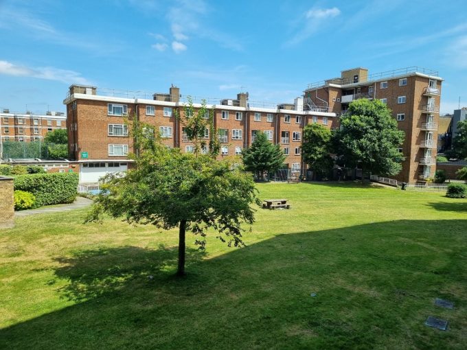 3 Bed Flat, Westerham, NW1 0JU